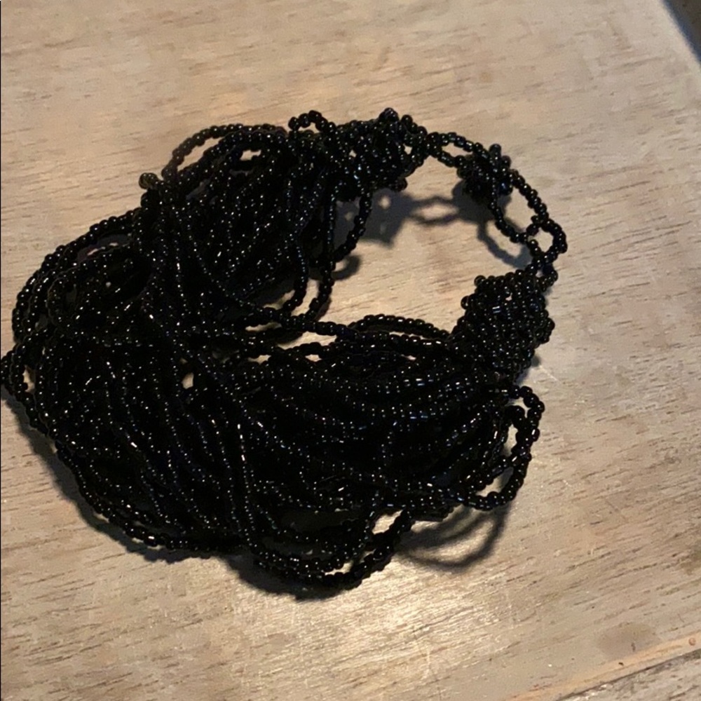 Black beaded bracelet